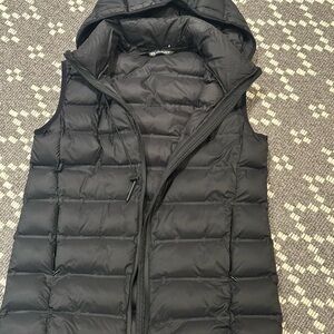 Zara long Black Puffer Vest with Hood